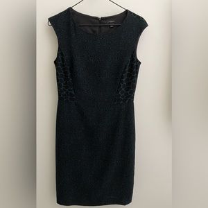 Ann Taylor sleeveless fitted black and navy dress size 4